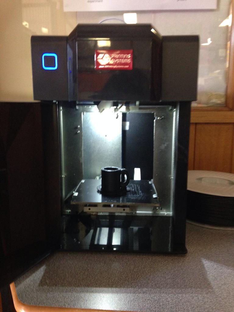 cggs6g's tweet photo. No it's not a coffee machine! http://t.co/HdEr1yNdSQ