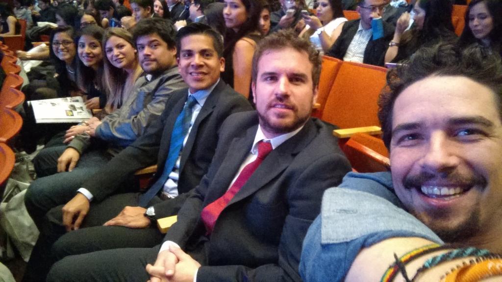 DathanAbiran's tweet image. En los DIGIs 2015 con el equipo #Nextperience #DIGI2015 #premiosDIGI2015