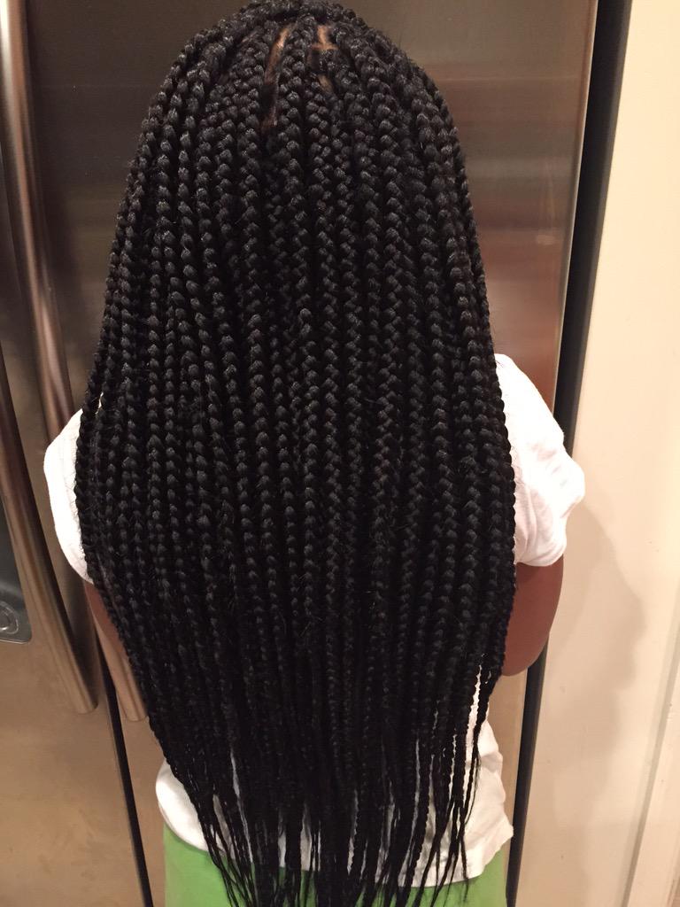 braidsbyloe's tweet image. #braidslife 😍🎀