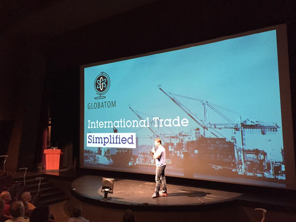 jennyhamann25's tweet photo. Dan talking to #seattle tech talent about @globatomtrade at #newtecheastside #seattle http://t.co/C1YrmgDm6y
