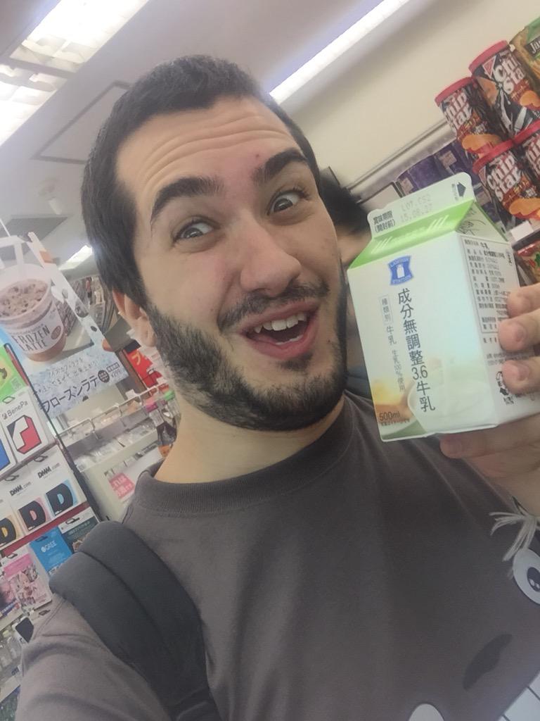 Wismichu tweet picture