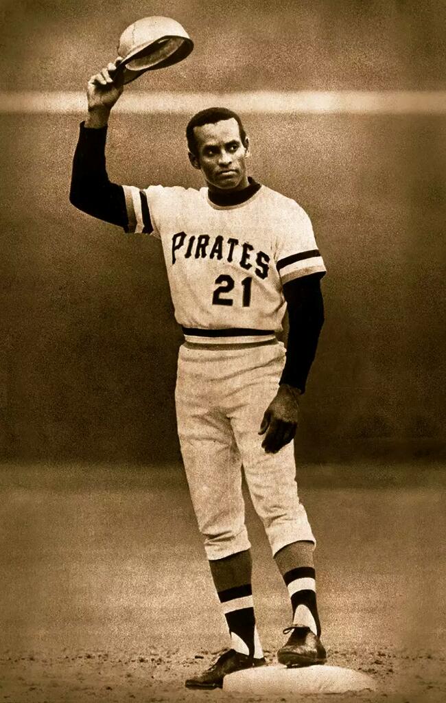 Happy birthday Roberto Clemente! He would have turned 81 today. 