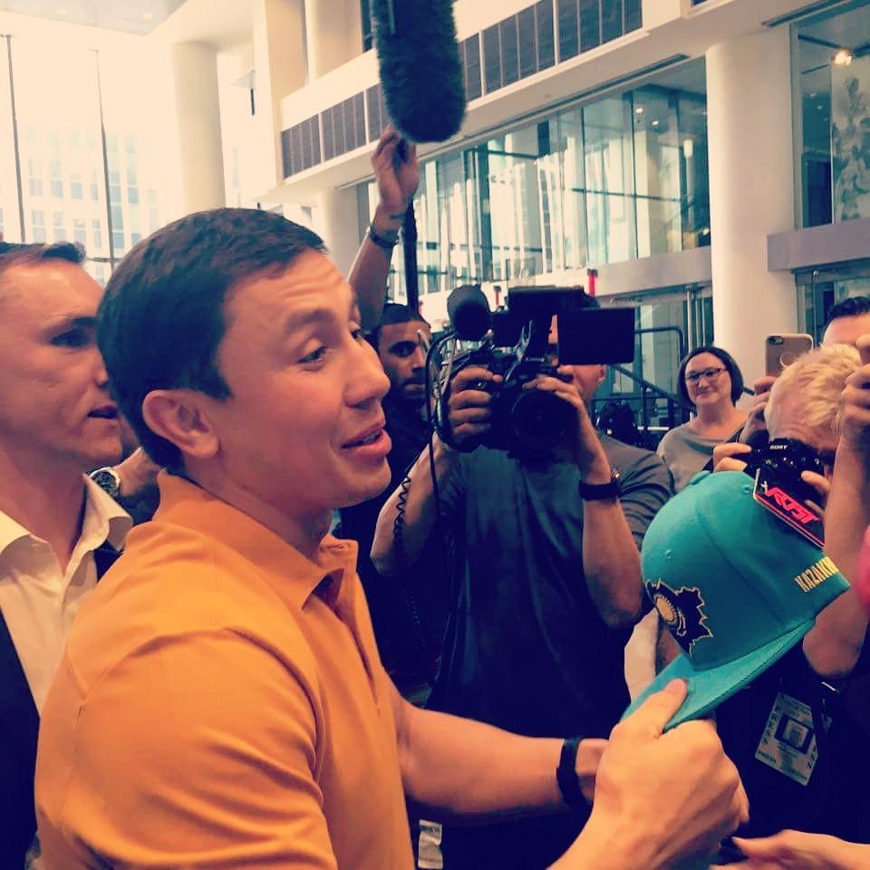kakimbekov's tweet photo. @GGGBoxing We met today GGG, our champion,  our best :-) http://t.co/lQ4D2hTCXx
