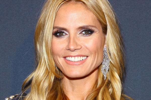 TheCut's tweet photo. Heidi Klum is unfazed by Donald Trump's comments: http://t.co/Vv8reHzCI9 http://t.co/zlQVSO7Pky