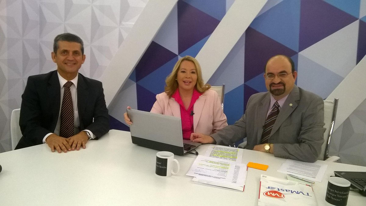 ReporterEletron's tweet image. Na #TVMaster @BethMenezesPB @GiovanniMeirele @PauloAMaia após entrevista no #Canal20 #NETDigital com @CandidoNobrega