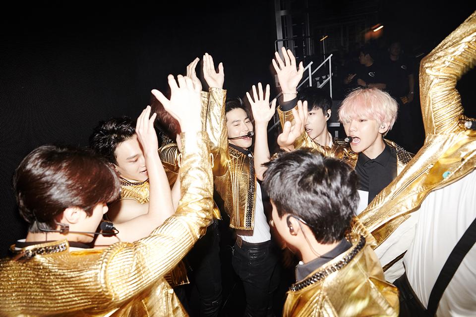 DOThFanclub's tweet photo. [Official] 150819 SMNOW update: The EXO'luXion in Hongkong
http://t.co/5mXApywIin
Link: http://t.co/WfAFED1wtV http://t.co/nthXW1uhn4