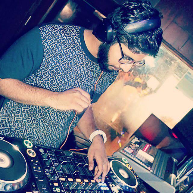 HashtagCapeTown's tweet photo. "Saturday nights 👌🏼 saturday #capetown #north #goa #work #h ... https://t.co/YwLQlFT66y
IG:djsurjalgupta http://t.co/5g43No9bmI