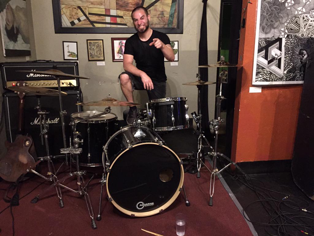 stickystavinski's tweet photo. #roasted the #locals @wgcoffee w/ @heavyCastle #stickystories http://t.co/Y10YaYq7xQ