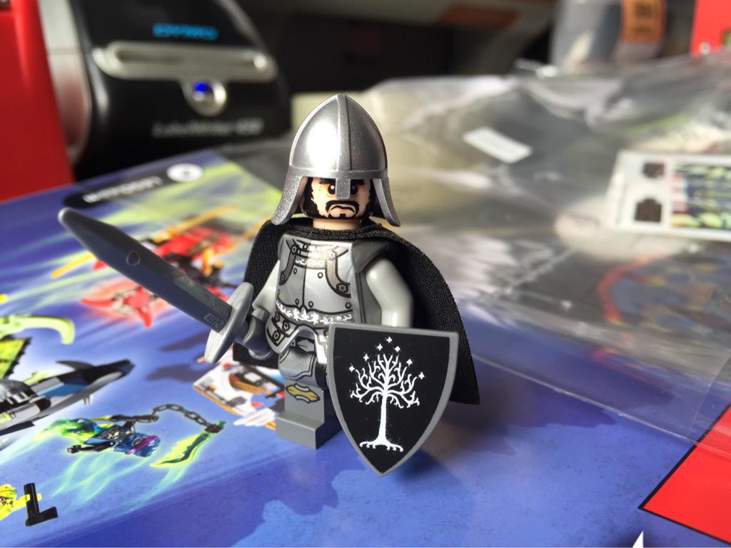 demon_bricks's tweet photo. #LEGO #Gondor #LordoftheRings http://t.co/fk0b0xmROu