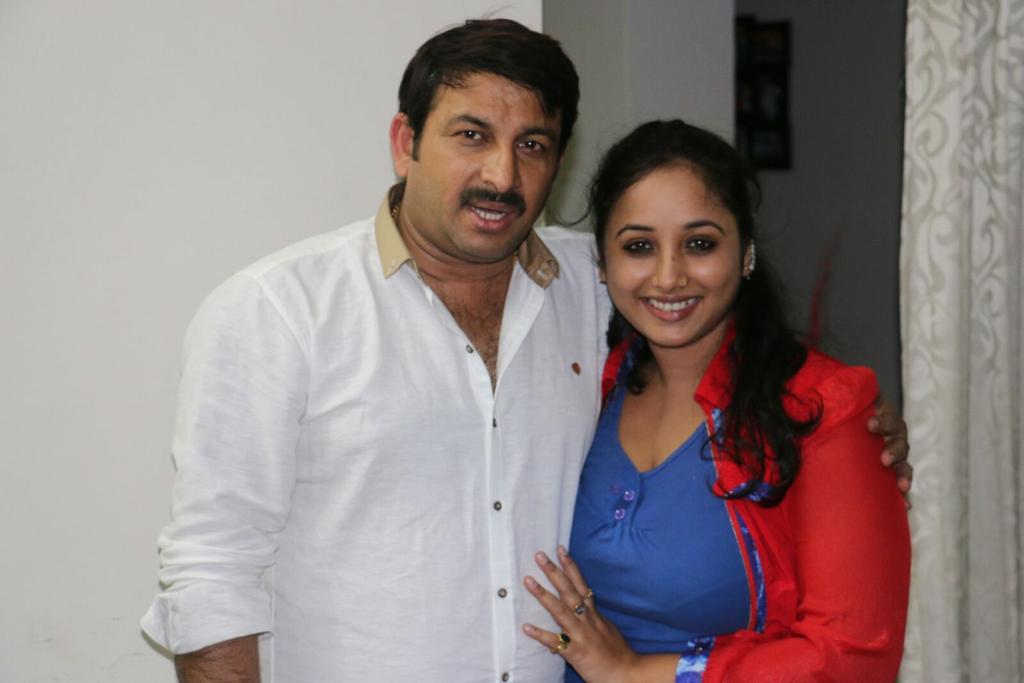 Bfts Music On Twitter New Click Of Manoj Tiwari With Rani Chattazee Https T Co 8lf1loqhjz Http T Co 9z8cp0xr2m