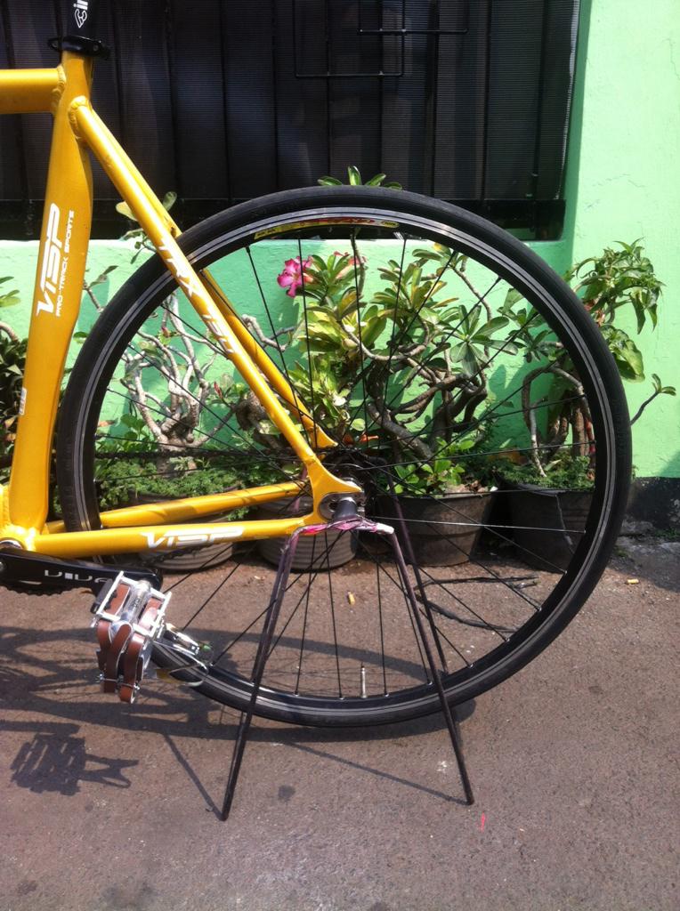 WTS: FnR Mavic CXP22 x Novatec | good condition | line: cyclodanke - 089636022005 | #fnfjb #fpjb #rbjb <a href="/primafixed/">PRIMAfixed</a>
