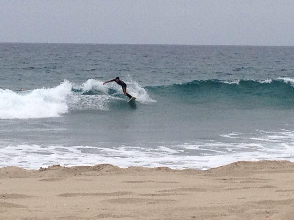 Kryptic76's tweet image. Fun small day at #newps #surfordie #newport