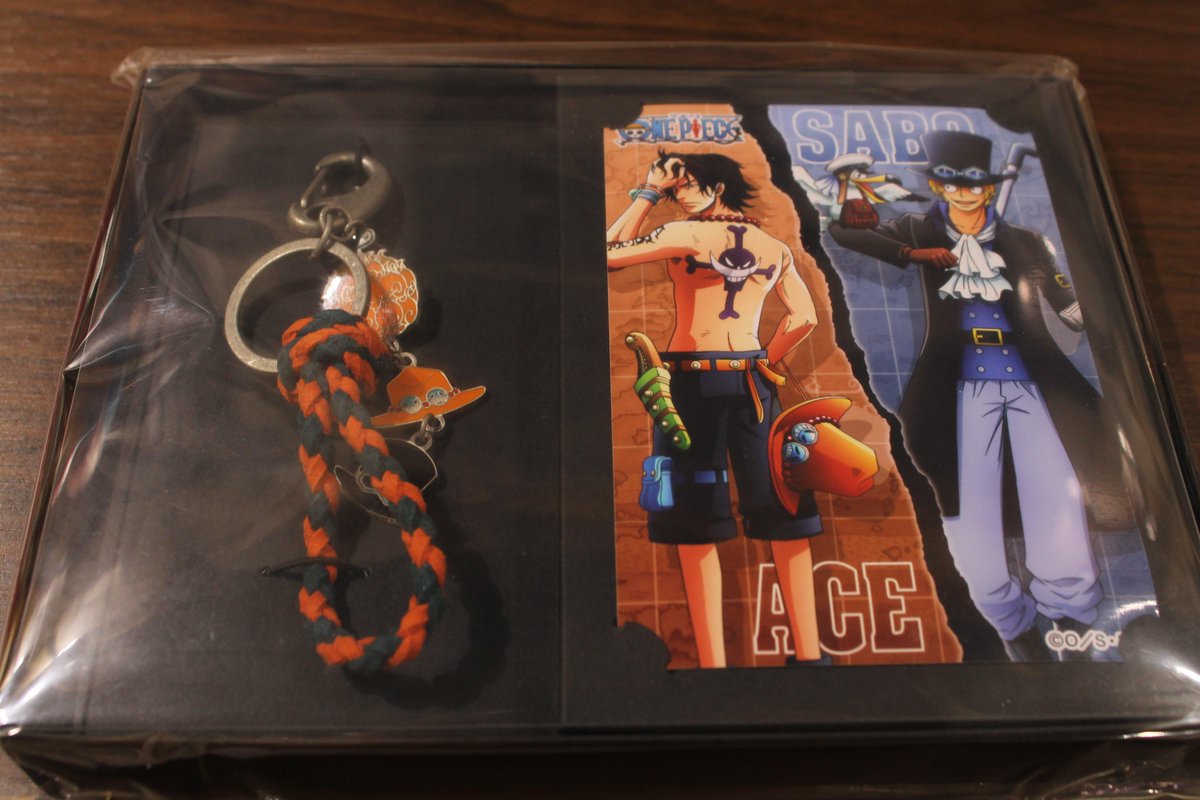 One Piece麦わらストア渋谷本店 در توییتر 新商品 二人の帽子のチャームが可愛い メラメラの実にも注目 キャラ アクセサリー エース サボ 1 300円 税 イベント限定コーナーにて好評発売中 麦わらストア Onepiece Http T Co Mquddf2l5r