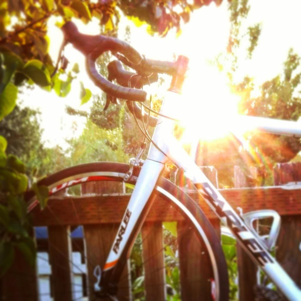 hvanvalkenburg's tweet photo. Up with the sun to get this @Whispbar #uncompromised challenge. Considered a ride, but coffee first. http://t.co/hDUnd8CE3i