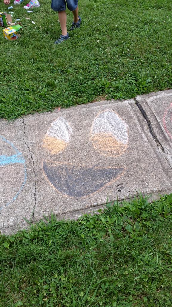 DebSloth4's tweet photo. Chalk the Walk 2015- Port Byron, IL http://t.co/FBJa5328YQ