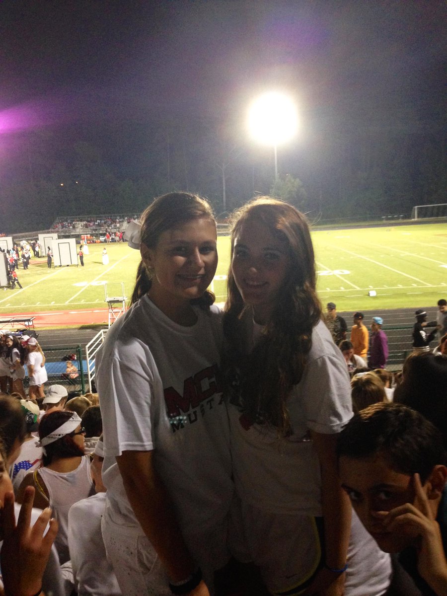 sophie_ernest's tweet photo. happy birthday em i hope its the best ever  love you lots girly ❤️❤️❤️❤️ #matteauhatesus #lastminuteprojects #pll http://t.co/5l46U6Svqk