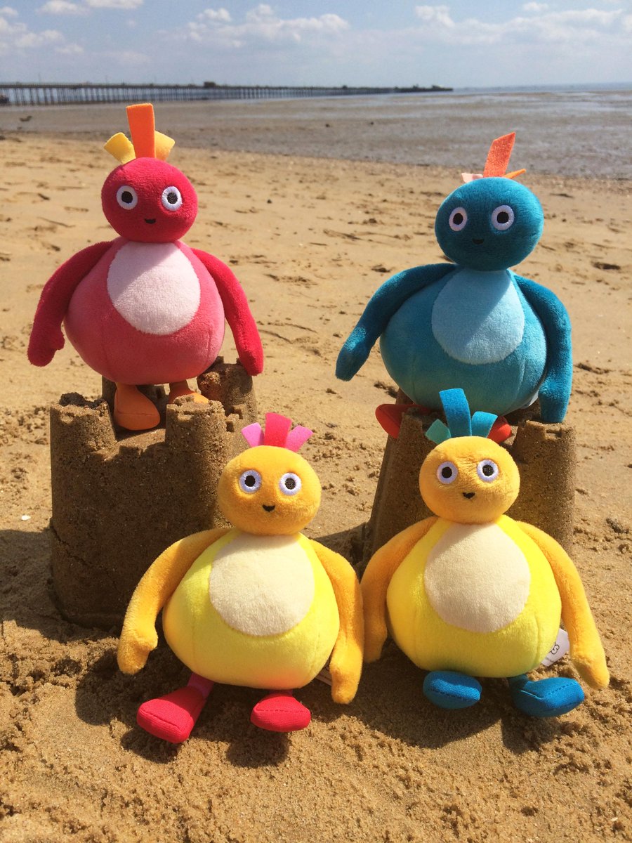 Twirlywoos's tweet photo. Have a silly &amp; fun weekend, full of surprises! Get your #Twirlywoos toys from @Argos_Online &amp; @GoldenBearToys http://t.co/wNMwd37ikB