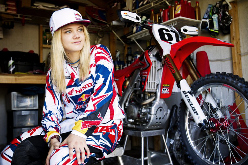TrialGameID's tweet photo. Amerika terkenal dengan gudangnya talenta motocross. Ternyata kaum hawapun ngga mau kalah, Ashley Fiolek buktinya http://t.co/WMmS6fgxRx