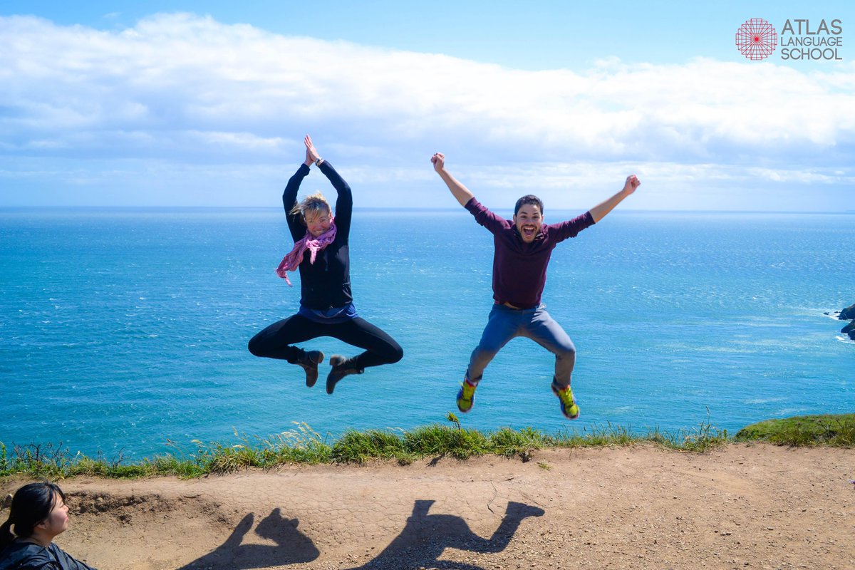 Atlas_Brasil's tweet photo. This is how we enjoy the cliff walk! #Fun #Jumping #Hiking #Students #Howth #Ireland #AtlasLanguageSchool http://t.co/eqt41vDEMH