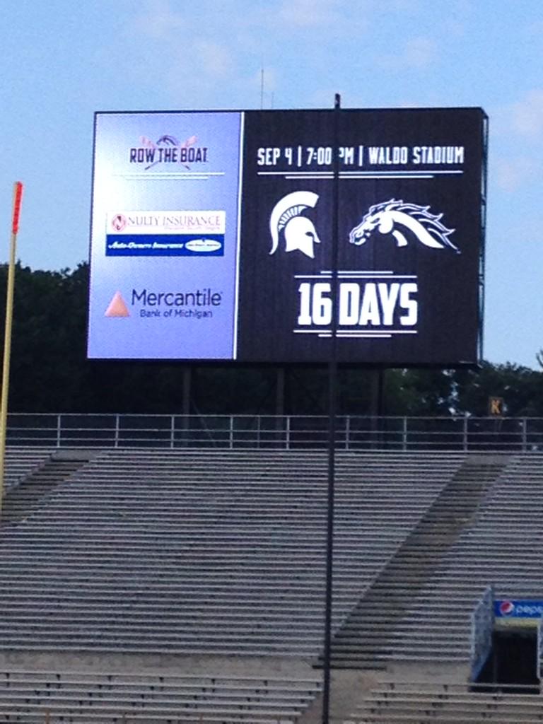 Countdown to Spartan Football 2015!! - Page 5 CMxVvhTUAAAoe48