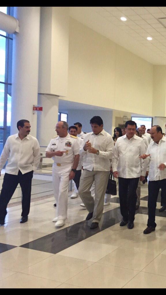 Ayer en la reunión reunión Regional de Seguridad de la Zona Noroeste, acompañando al secretario <a href="/osoriochong/">Miguel Ángel Osorio Chong</a>.