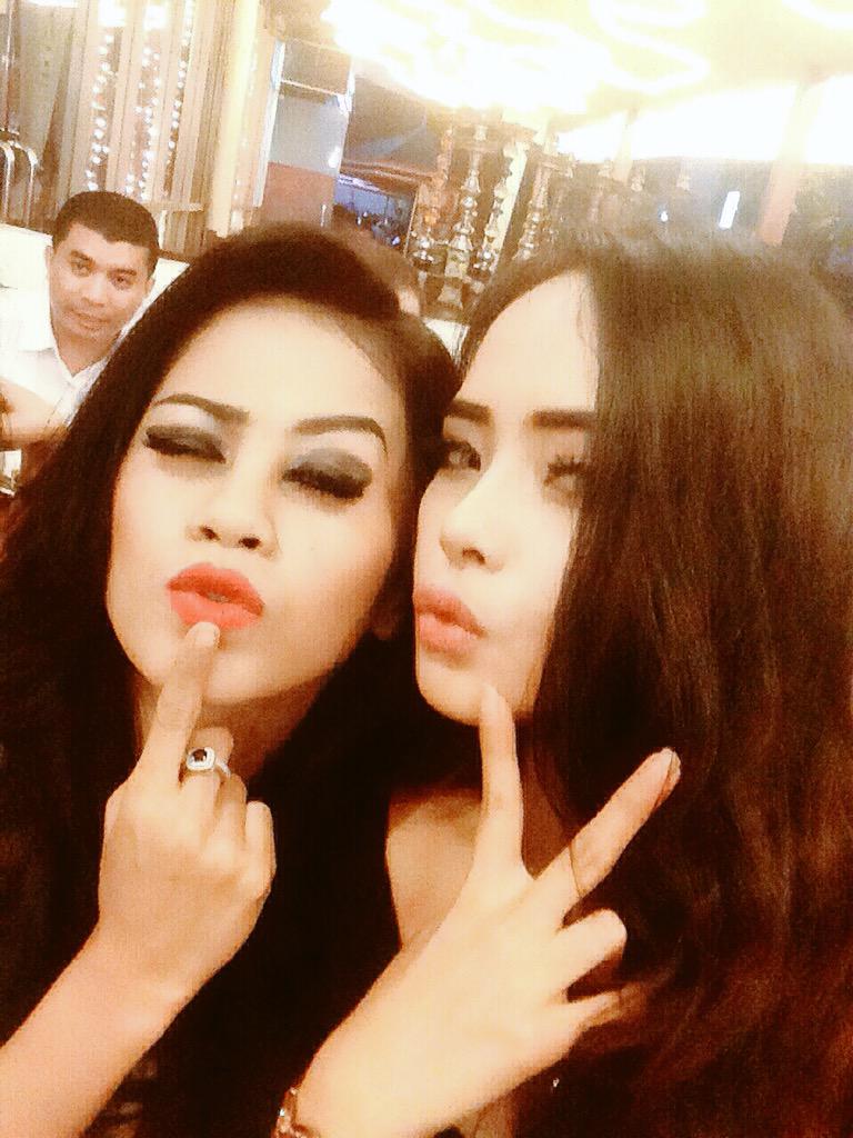 𝐊𝐈𝐊𝐈 𝐒𝐘𝐀𝐑𝐀𝐇 𝐎𝐅𝐅𝐈𝐂𝐈𝐀𝐋 (@kiki_syarah) on Twitter photo 