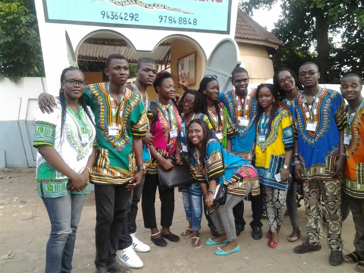 famsa29ga's tweet photo. Visit to Temple design pythons. Ouidah. FAMSA 29 GA. Benin 2015. @FAMSA2 @toenana http://t.co/GNFe0fASNB