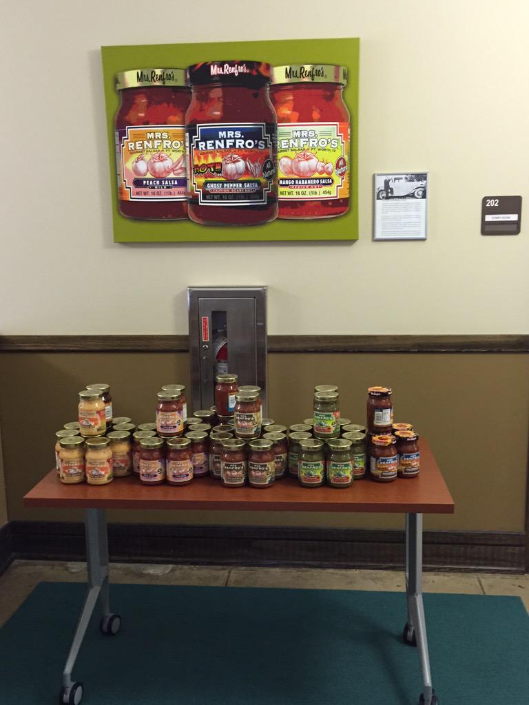 DougRenfro's tweet image. Speaking at local business incubator this morning - near @MrsRenfros factory! @IDEAWorksFW - #FreeSalsa