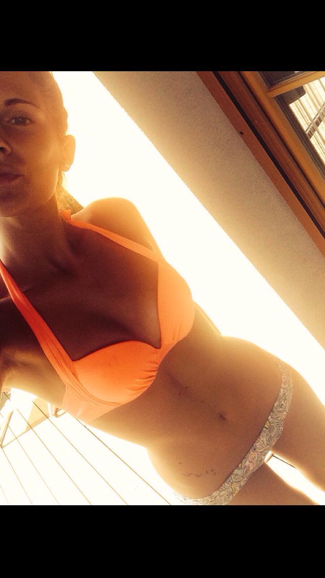 CoreaRob's tweet image. #horny #sexy #sex #fuck  #xxx #hardcorefucking #porn #porno   bit.ly/1I9gFZp   tinyurl.com/oklmn2e