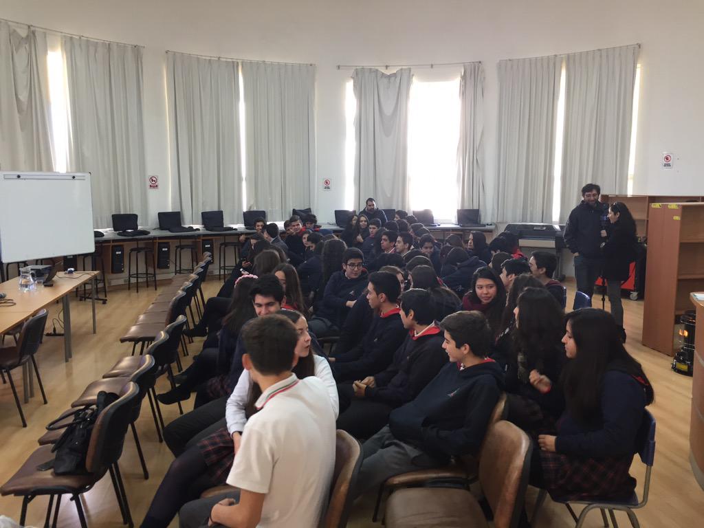 Junto a <a href="/FondosMutuosCL/">Fondos Mutuos Chile</a>, preparándonos para recibir al superintendente de la @Sbif en el <a href="/ColegioSiria/">Colegio Siria Chile</a>