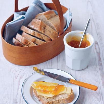 Ok, now all we want to do this weekend is make bread. Here are our favourite recipes on.red-uk.co/1zSMA76