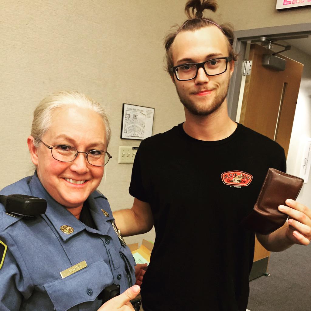 sandtstepup's tweet photo. The wallet is safely back in Zach's hands. Thanks again James. @sandt_oweek @MissouriSandT #MinersThink #sandtstepup http://t.co/R5VilOW7is