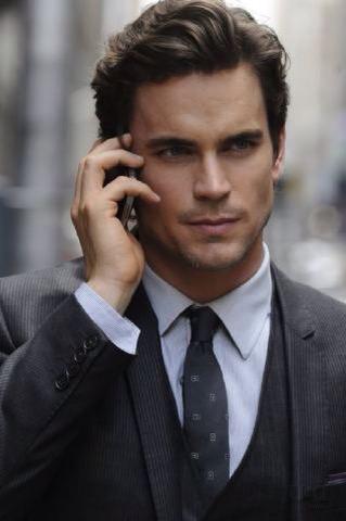ChrystianGrey's tweet photo. Una buena llamada es cuando suena el móvil y la que vibra eres tú.. #ChristianGrey http://t.co/zqx9oKBw25