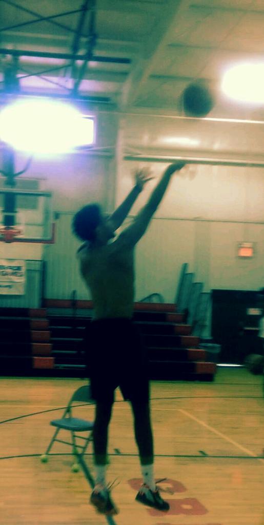 hymanprofitness's tweet photo. #BCBEAST in the Lab awaiting ACC season @rome_coldbucks3 http://t.co/6hH0VyKCsa