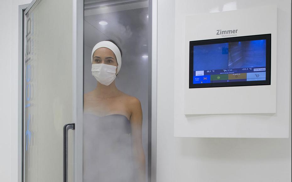 TravelLeisure's tweet image. Hint: It requires freezing your butt off. tandl.me/1E62Vy8 [via @MimiChatter]