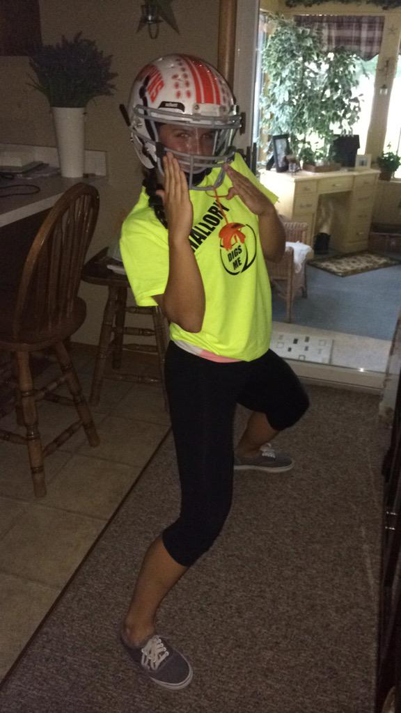 Happy birthday to one of my childhood best friends  love you Halle Berry (lol at the last one) 