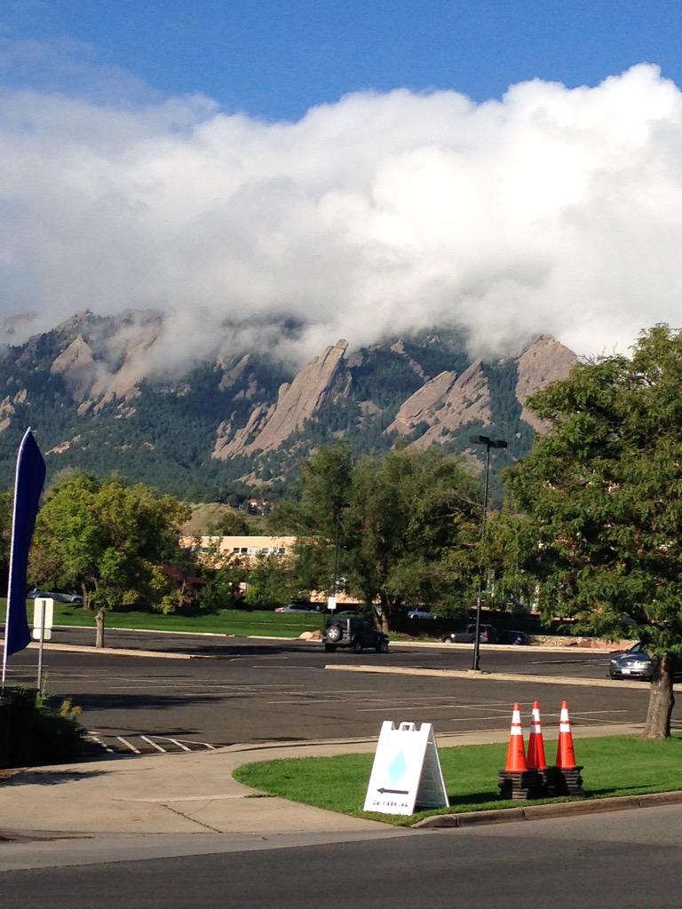 KatelynnatCU's tweet photo. Happy move-in day, #Buffs! #BoulderBound #cuboulder http://t.co/W8sXDiMR6X