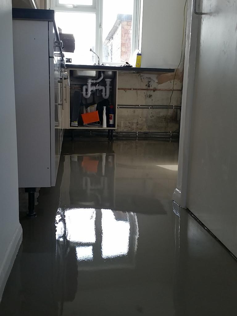 DW_Flooring's tweet photo. Spot of @InstarmacGroup #levelit2 in #westgate before hometime. I feel like i dont tweet enough lately http://t.co/jHHbLZ31I5