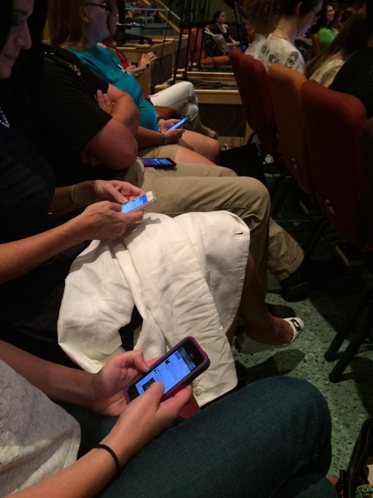 MrsKerryatOtto's tweet photo. Turns out tweeting = learning #pisdlearns #ottobobcats http://t.co/0Rf0Mpm7oz