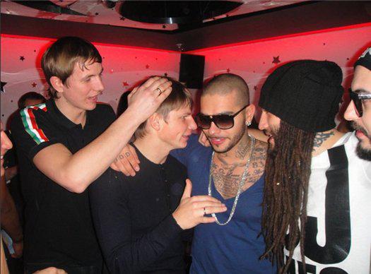 tvjihad's tweet image. Тот момент, когда ты одновременно негр, яхуд и тусуешься в Грозном