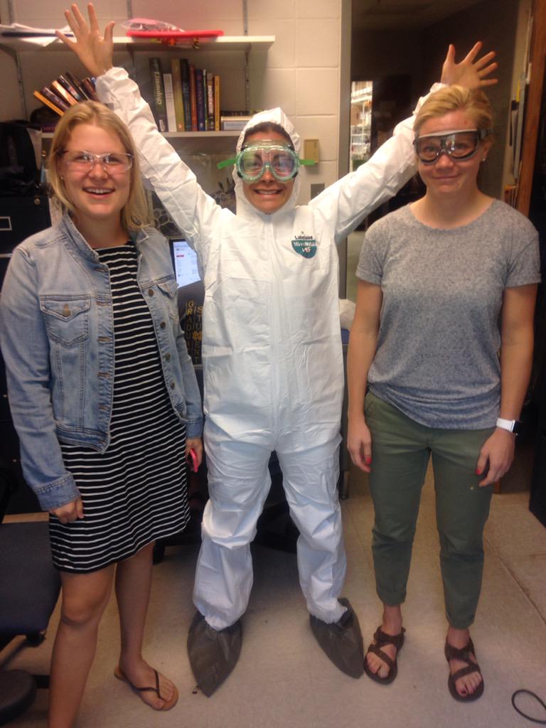 Some people are more excited than others than the new ND lab PPE rules. #tanklab @marthamdee <a href="/BrHanrahan/">Brittany Hanrahan</a>