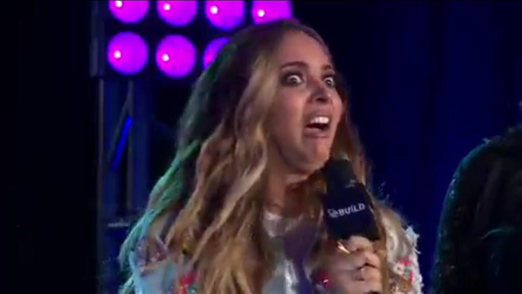 vieniconmelou's tweet photo. Questa parte è stata epica #LittleMixAnniversary #LittleMixLivestream #4YearsOfLittleMix http://t.co/3LlSozrtUf