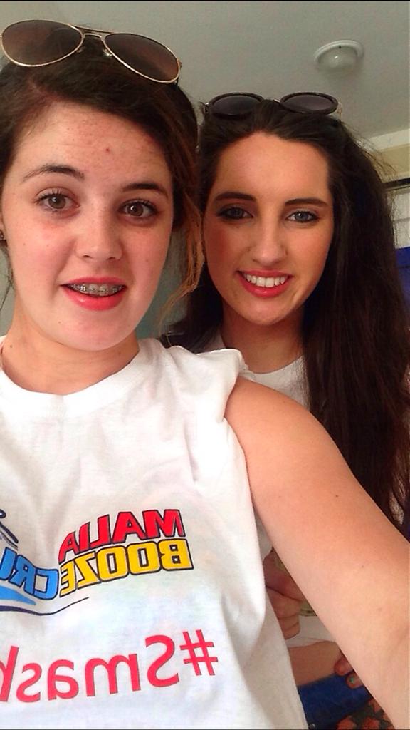 AineConway5's tweet photo. @Claire_Shields1 happy birthday! Hope you have a fab one! Big 19th hii, let the celebrations continue tonight! Xx http://t.co/xT18JeHbDr