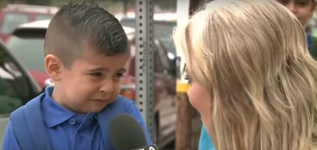 TheRewindIrl's tweet image. Video: TV Reporter Makes Little Kid Cry On His First Day Of School theslicedpan.com/culture/kid-cr…