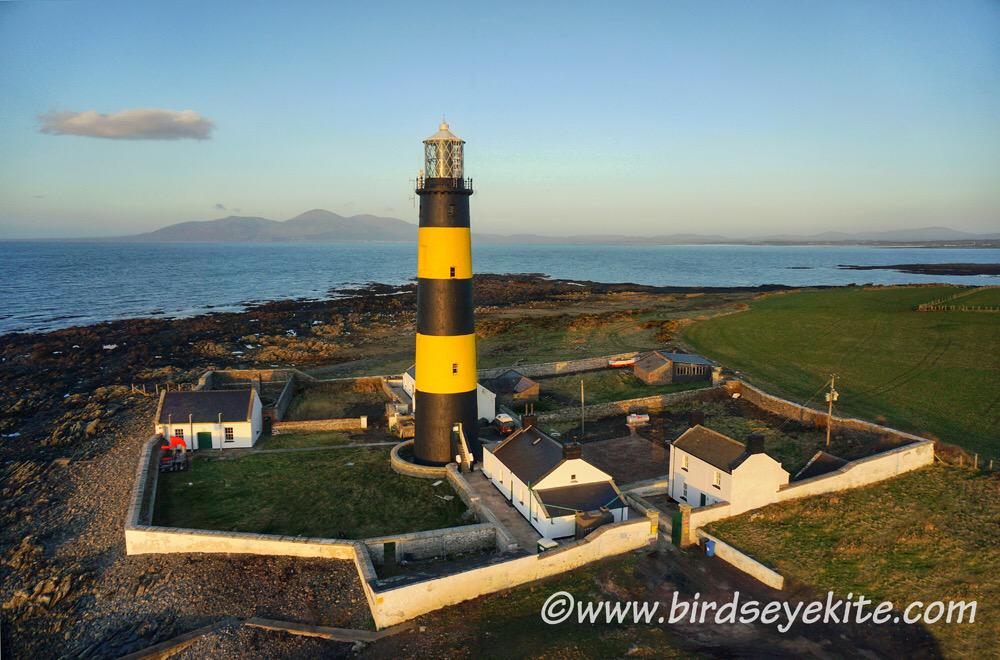 BirdseyeKite's tweet photo. what you might expect a #lighthouse to look like. #StJohnsPoint #CoDown Shining a light on #IrishLighthouse by #Kite http://t.co/ucq3VvS0kf