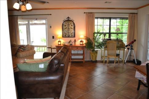 grandlakefun's tweet photo. Faulkners Landing is the perfect #GrandLakeOK retreat that will feel like home away from home! http://t.co/TyKUSO4OuG http://t.co/3cGePceJwt