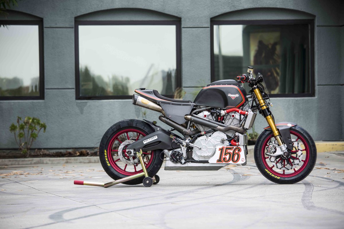 knfilters's tweet photo. The @RolandSands #Project156 bikeโs โgas tankโ you see is actually an airbox.
#innovation #knfilters #RSD http://t.co/Wn89PwkYwI
