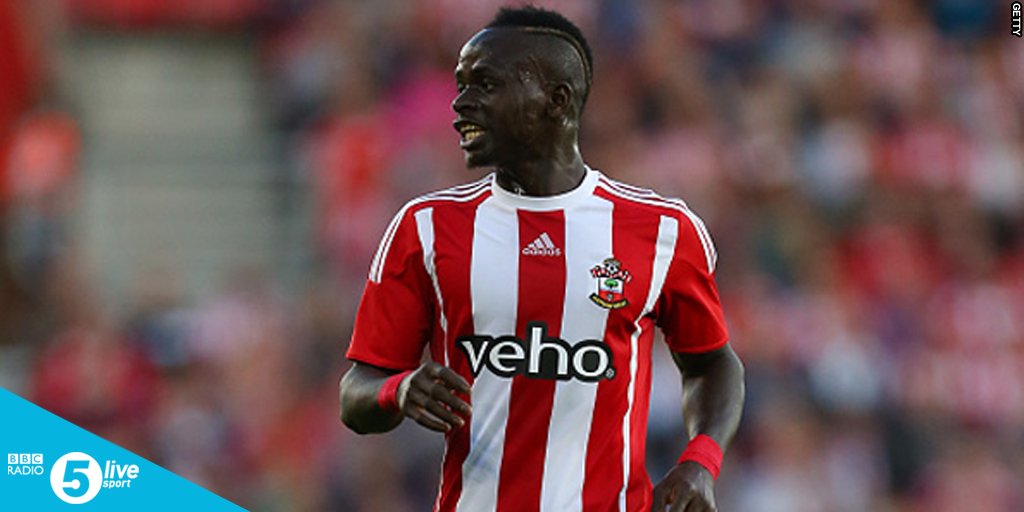 5liveSport's tweet photo. Pedro said no. Is Sadio a better use of Mané for #MUFC?

Join our discussion, on air from 19:00BST

#bbcfootball http://t.co/Sqd5ZiXG1r