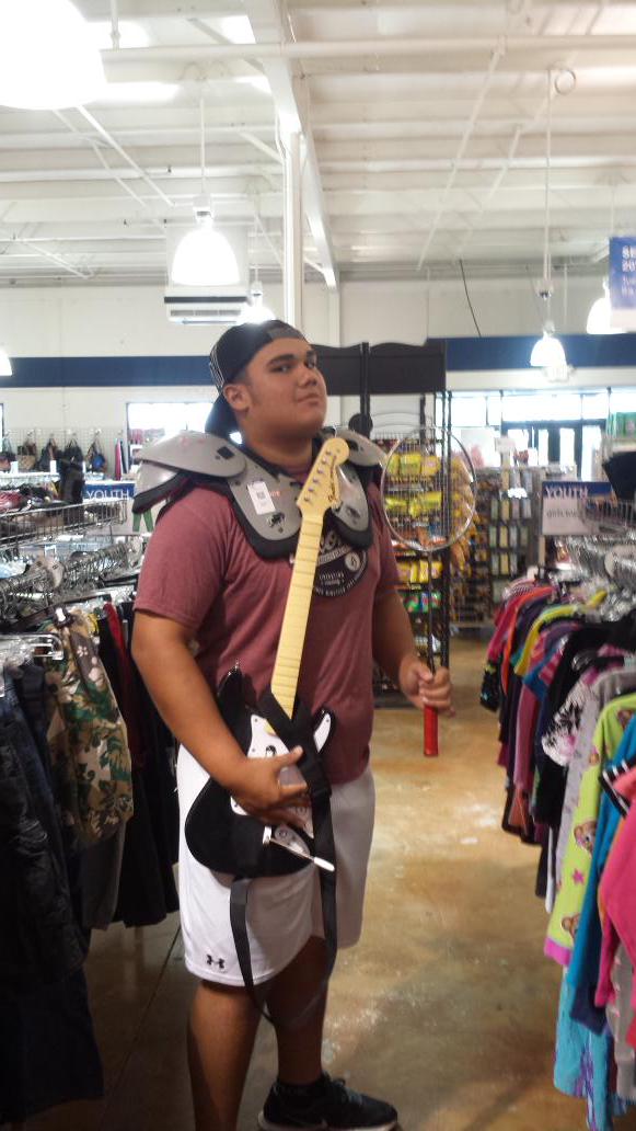 jamaican_cow's tweet image. "Watch out Burleson"