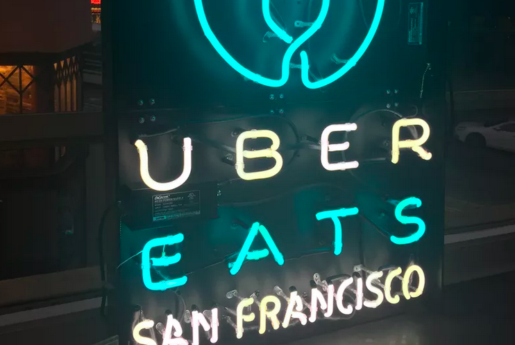 sfeatdrinkwrite's tweet image. Get lunch in 10 min! UberEats launches food delivery service in SF - klou.tt/13m75ms3b46kg